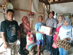 Aparatur Desa Waygalih Bantu Masyarakat Terdampak Banjir