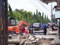 Upaya Atasi Banjir, Walikota Bandar Lampung Bersama Pelindo Regional 2 Panjang Lakukan Normalisasi Drainase